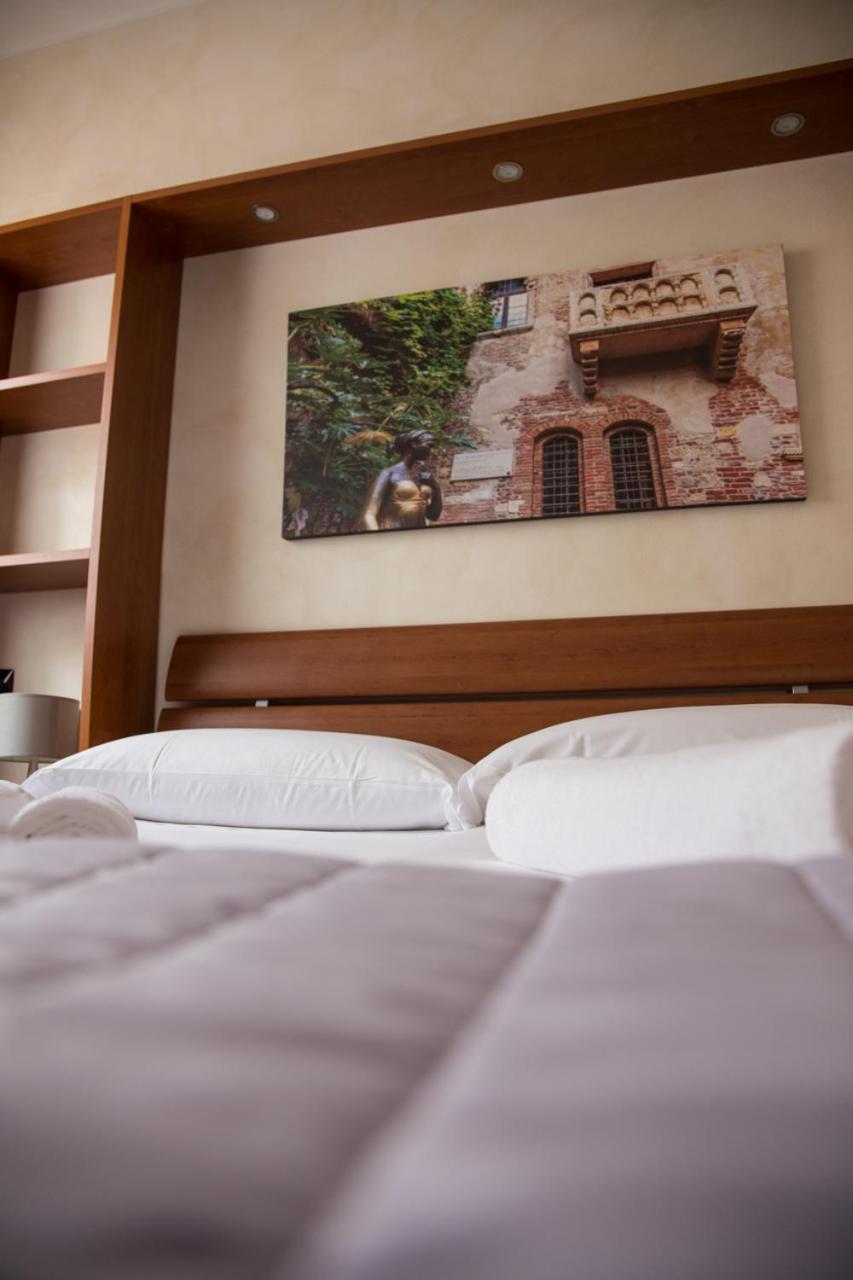 Gatto Romeo Apartments Verona Eksteriør billede